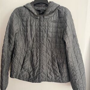 North Face thermoball Jacket with hood